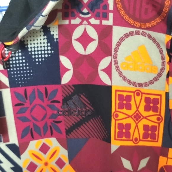 NWT Adidas Hoodie Colorful Graphic AOP Medium patchwork allover print. - Picture 4 of 9